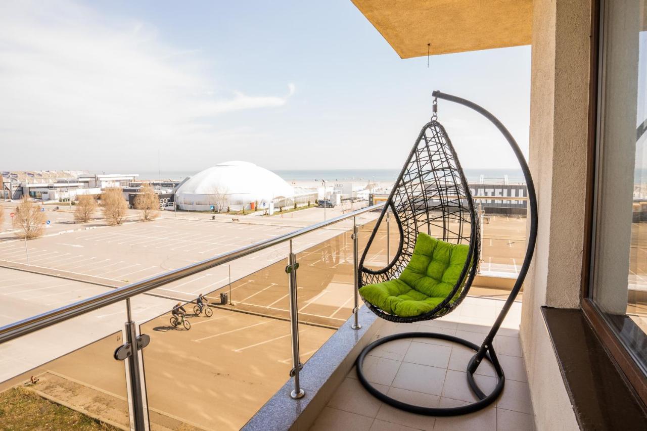 Summerland Sea-View Luxury Apartment Mamaia Exteriör bild