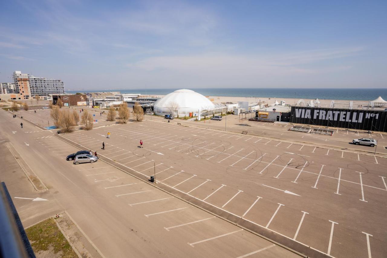 Summerland Sea-View Luxury Apartment Mamaia Exteriör bild
