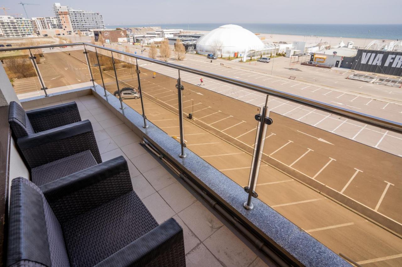 Summerland Sea-View Luxury Apartment Mamaia Exteriör bild