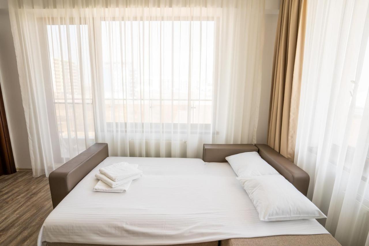 Summerland Sea-View Luxury Apartment Mamaia Exteriör bild