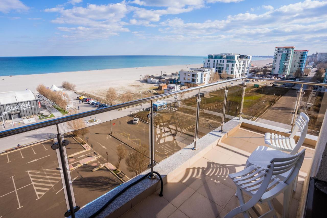 Summerland Sea-View Luxury Apartment Mamaia Exteriör bild