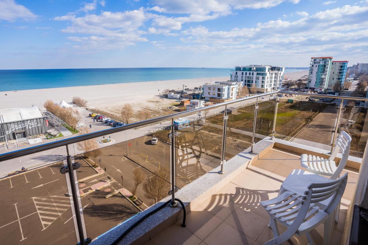 Summerland Sea-View Luxury Apartment Mamaia Exteriör bild