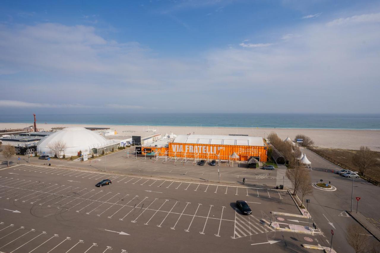 Summerland Sea-View Luxury Apartment Mamaia Exteriör bild