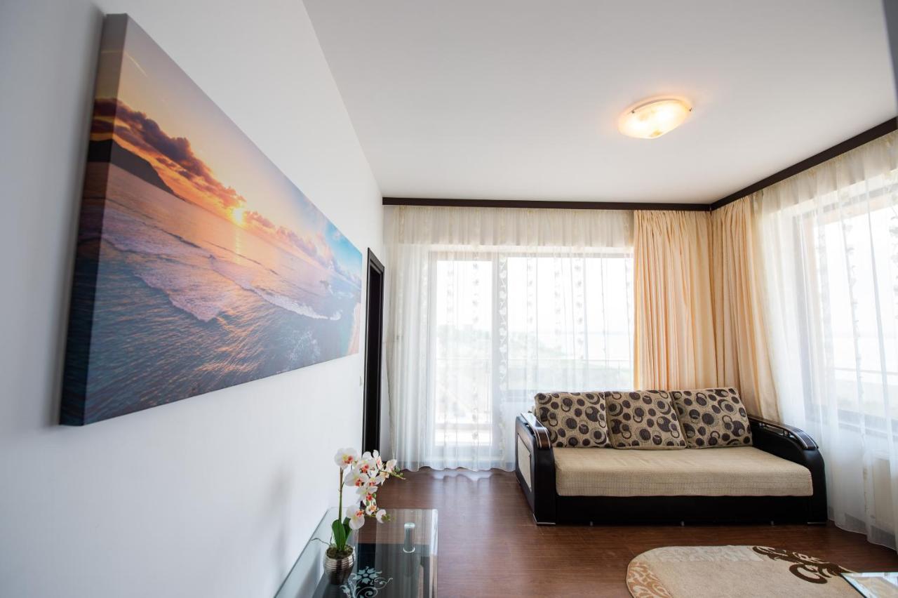 Summerland Sea-View Luxury Apartment Mamaia Exteriör bild