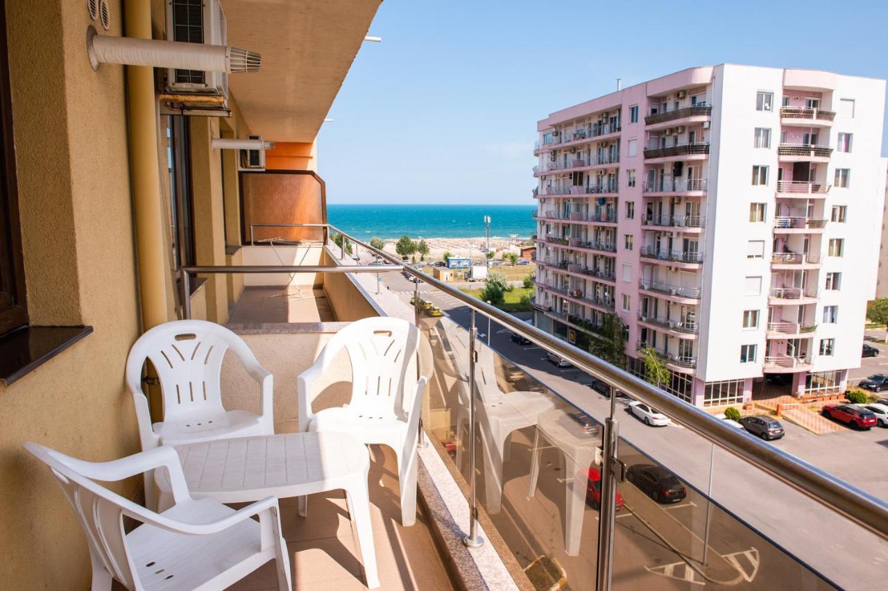 Summerland Sea-View Luxury Apartment Mamaia Exteriör bild