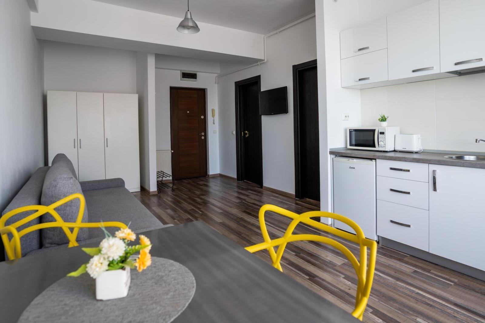 Summerland Sea-View Luxury Apartment Mamaia Exteriör bild