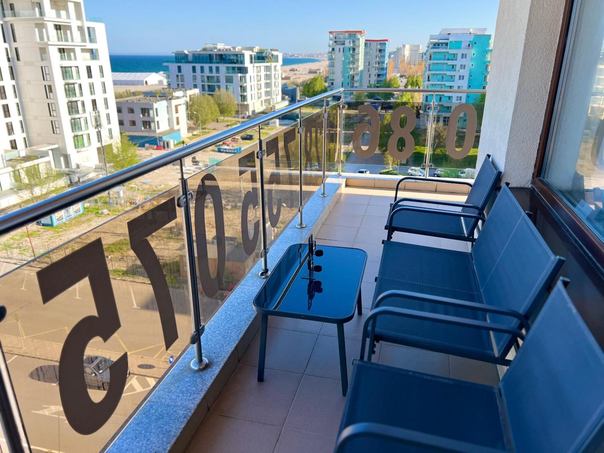Summerland Sea-View Luxury Apartment Mamaia Exteriör bild